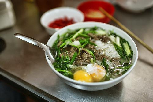 Quán chỉ chuyên phục vụ phở xào lăn, giá 850 JPY (hơn 180.000 đồng). Ảnh: Internet.