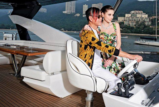 Cư dân mạng cũng loan tin rằng Stephen đã bán đi 24 trong tổng số 30 chiếc Rolls-Royce đã mua vào năm 2014. Nguồn ảnh: Getty Imgae. Video: Đại gia Đà Nẵng mua xế 7 tỷ tặng vợ. Nguồn: VTC1