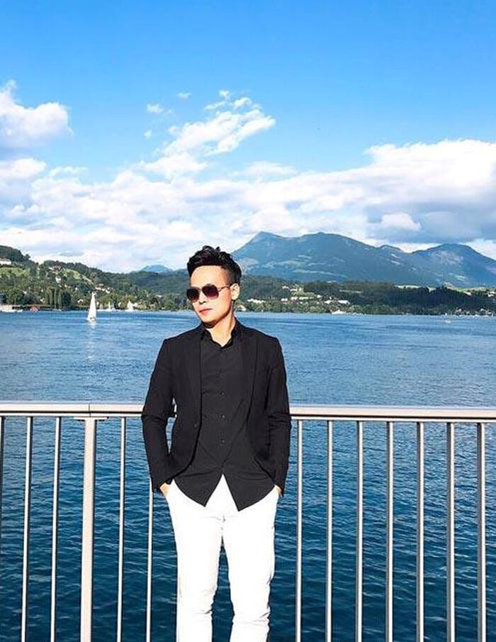 Không chỉ nổi tiếng vì thành tích học tập, tài năng kinh doanh, chàng thiếu gia Hà thành còn được biết đến với độ "chịu chơi" không thua kém bất kì một ai. Ảnh: FBNV.