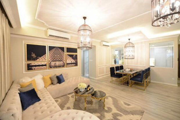 Hiện, gia đình Á hậu Thụy Vân sống trong một căn hộ sang trọng, rộng 160m2 trị giá hàng tỷ đồng ở chung cư đắt đỏ giữa trung tâm Hà Nội. Ảnh: Baogiaothong.