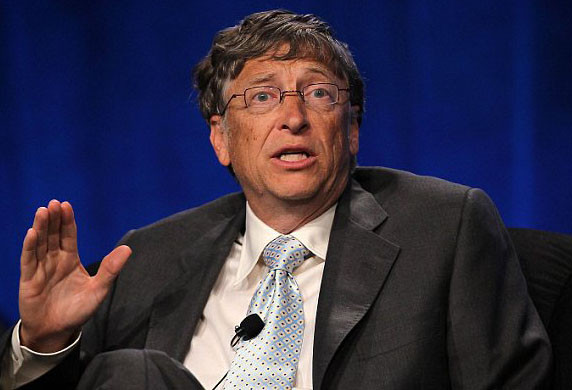 Nếu tặng cho mỗi người trên Trái đất 15 USD, Bill Gates vẫn sẽ góp mặt trong danh sách triệu phú của Thế giới với tài sản 5 triệu USD. Ảnh: Visual News.