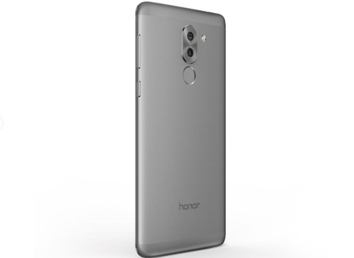 Về cấu hình, Huawei Honor 6X sử dụng con chip Kirin 655 tầm trung với bộ vi xử lý 8 nhân (trong đó, 4 nhân A53 có tốc độ 2.1GHz, và 4 nhân A53 tốc độ 1.7GHz).