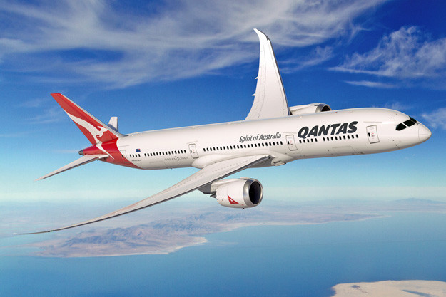 Ra đời năm 1920, hãng hàng không Qantas của Australia thực hiện chuyến bay nội địa đầu tiên từ Longreach tới Cloncurry vào năm 1922. Đầu năm 1935, Qantas đánh dấu bước phát triển của mình bằng chuyến bay quốc tế đầu tiên chở 15 hành khách từ Brisbane đến Singapore. Ảnh: Wordpress.