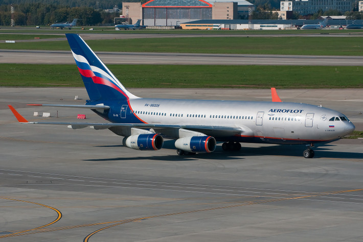 Aeroflot là hãng vận chuyển hàng không lớn nhất nước Nga. Aeroflot ra đời năm 1932 thông qua sự hợp tác của ba hãng Dobrolet Airlines, Zakavia và Ukrvozdukhput. Hãng có trụ sở tại Moskva và điều hành các tuyến bay chở khách nội địa và quốc tế tới gần 90 thành phố tại 47 quốc gia. Ảnh: Wiki.