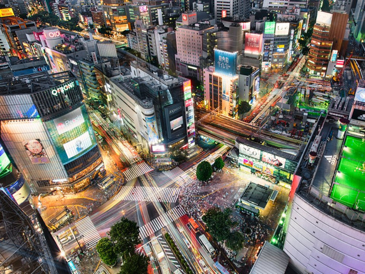 Ngoài ra, ông Yanai còn sở hữu một ngôi nhà trị giá 74 triệu USD trong khu phố Shibuya nổi tiếng của Tokyo.