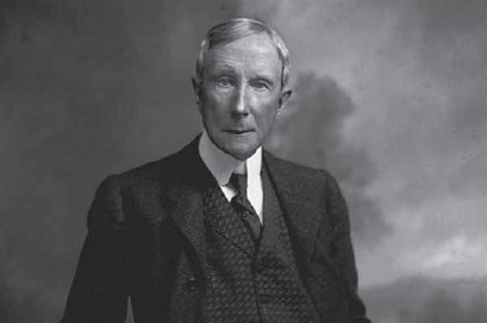 Rockefeller nổi tiếng với việc làm từ thiện. Những năm 1920, Rockefeller gần như một tay tài trợ cho việc loại trừ bệnh sốt vàng da và giun móc ở Mỹ.