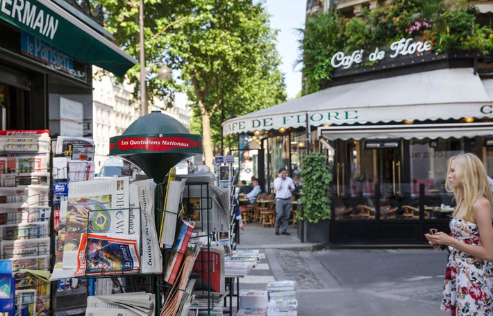 Saint-Germain-des-Prés cũng là khu vực giàu có ở Paris với rất nhiều khách sạn đắt đỏ. Ảnh: Book-a-flat.