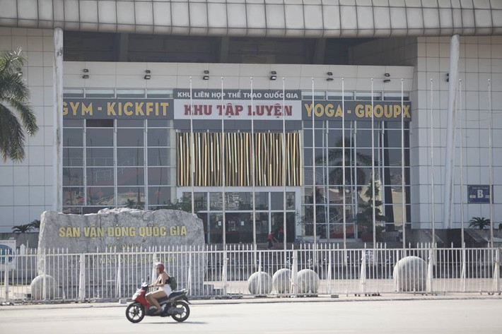 Các hợp đồng cho thuê ngắn hạn chưa thực hiện đấu giá và công khai mức giá cho thuê tài sản. Ảnh: Lao động.