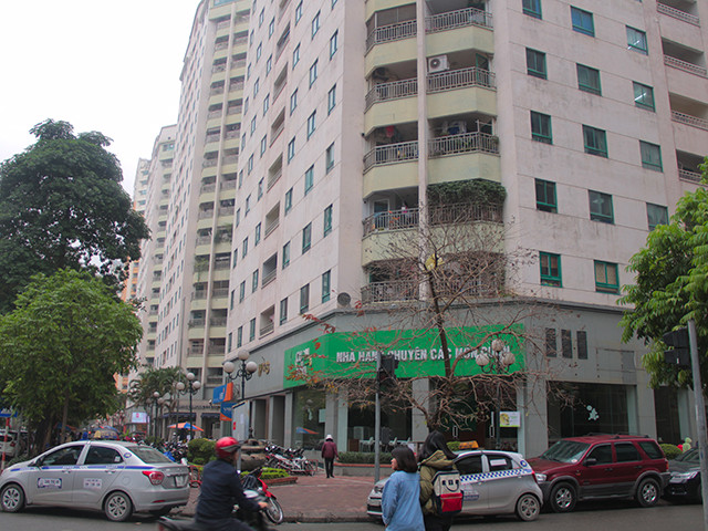 Tọa lạc trên trục đường Hoàng Đạo Thúy, nằm trong quần thể khu đô thị Đông Nam Trần Duy Hưng, Trung Hòa Nhân Chính được thừa hưởng nhiều lợi ích sẵn có của một khu đô thị sầm uất bậc nhất thủ đô.