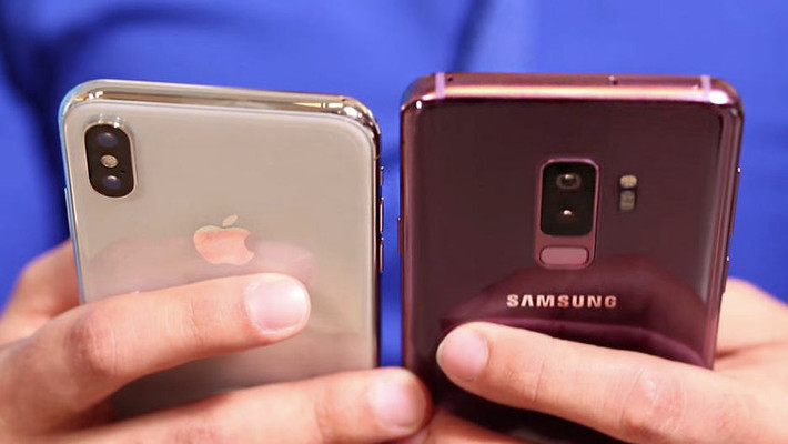 Camera trên iPhone được Apple nâng cấp theo chu kì giới thiệu sản phẩm mới. Camera trên IPhone X được đánh giá cao, nhưng các đối thủ hãng cũng không kém khi càng đầu tư nhiều hơn về sensor, ống kính cùng với những phần mềm được cài đặt sẵn AI. Nếu muốn giữ vững được vị trí đầu bảng về camera trên smarphone, Apple phải đầu tư hơn cả về phần cứng lẫn phần mềm để mang lại cho người dùng trải nghiệm chụp ảnh tốt trên iPhone.