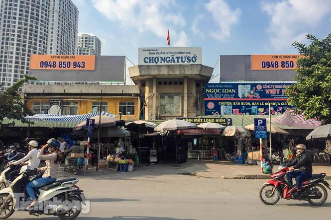 Dự án Trung tâm thương mại, chợ Ngã Tư Sở (quận Đống Đa) do Công ty Cổ phần Đầu tư và Kinh doanh tài sản Việt Nam làm chủ đầu tư cũng nằm trong danh sách bị thu hồi.