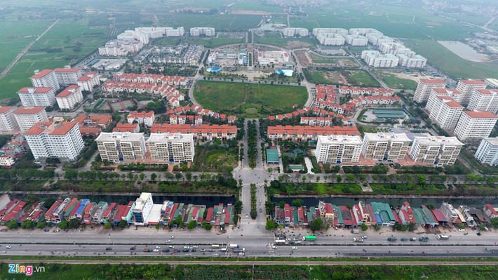 Đặng Xá được đánh giá là khu đô thị có vị trí thuận lợi khi nằm gần quốc lộ 5, quốc lộ 1B. Người dân dễ dàng di chuyển vào trung tâm thành phố qua cầu Thanh Trì, cầu Vĩnh Tuy.