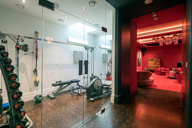 Phòng tập gym ngay cạnh phòng ngủ