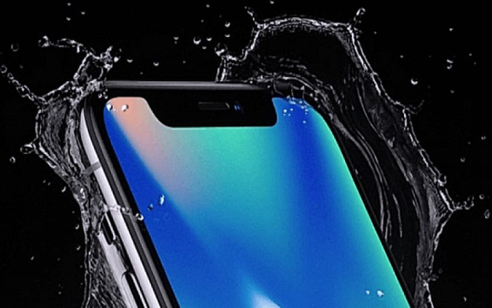 Apple iPhone X là một trong những chiếc điện thoại chống thấm nước và bụi tốt nhất hiện nay với khả năng chịu nước ở mực sâu 1m trong 30 phút.