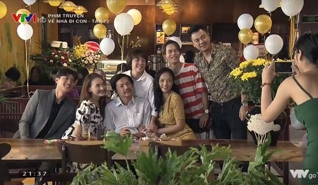 Điều thú vị là tiệm trà hoàn toàn có thật và nằm ở ngay trung tâm Hà Nội. Ảnh: VTV.