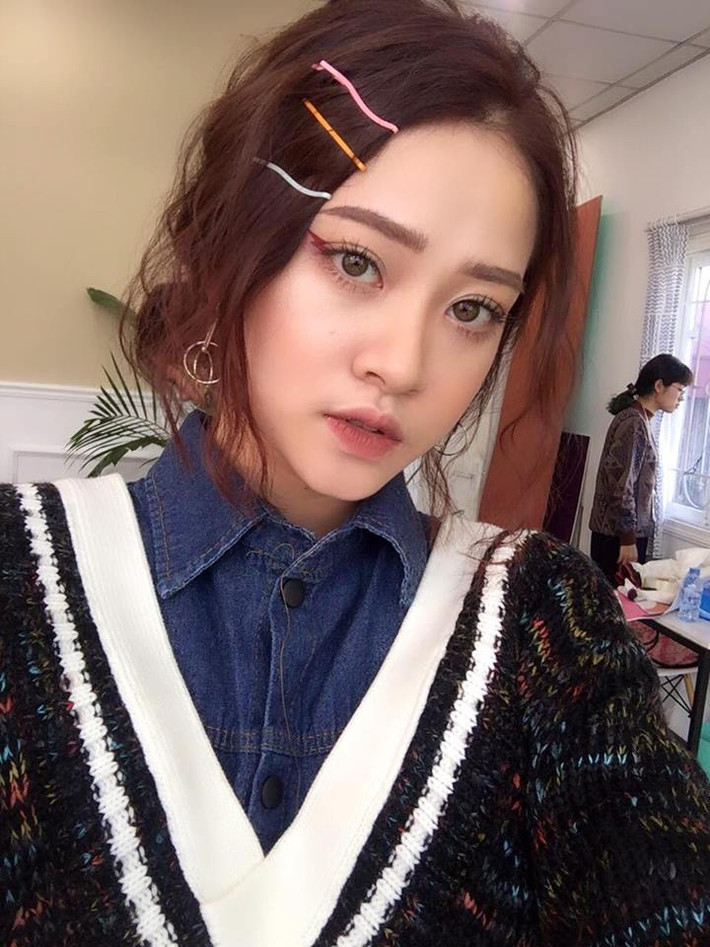 Nhưng sau khi chứng tỏ được mình có duyên với công việc này, Mai Anh đã được gia đình chấp nhận cho theo nghề khi thấy cô trưởng thành hơn trước rất nhiều.