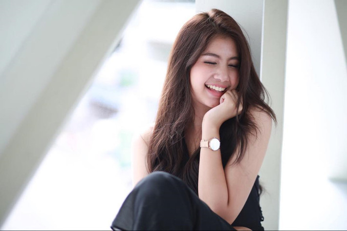 Theo nhiều người nhận xét, so với khi đăng quang Miss Teen Thái Lan 2013, Pornchada đã trưởng thành hơn rất nhiều và dần thay đổi hình tượng dễ thương sang quyến rũ để phù hợp với lứa tuổi và thị hiếu của khán giả.