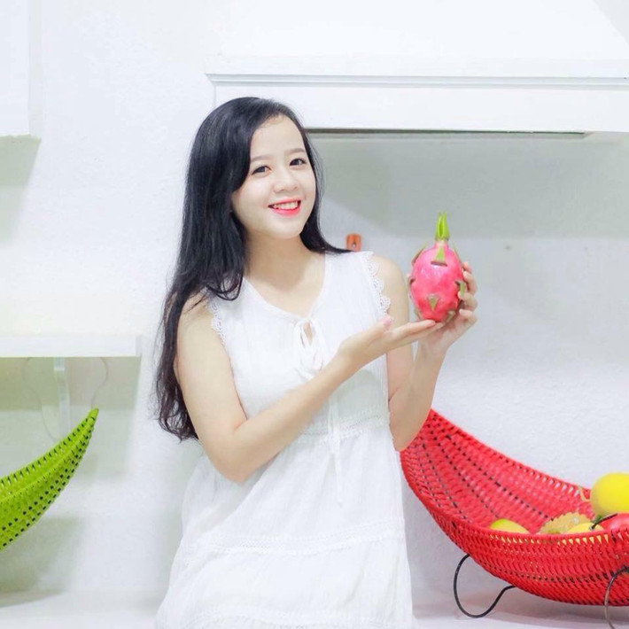 Hiện tại mục tiêu lớn nhất của Thanh Loan đó là học tập để có được tấm bằng cử nhân sau đó mới tính toán tiếp công việc trong tương lai. Nhưng vì là dân kinh tế cô bạn này muốn nghiên cứu và phát triển kinh doanh một sản phẩm riêng hơn là theo nghiệp nghệ thuật.