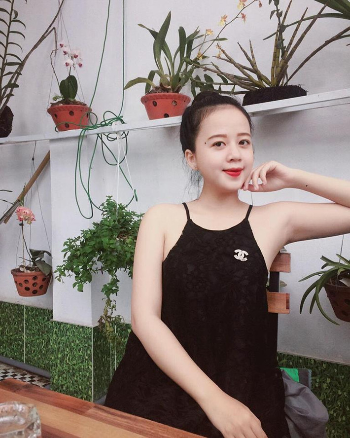 Cùng ngắm nhìn vẻ đẹp tựa búp bê của cô nàng xinh đẹp Hoàng Thanh Loan. Ảnh sử dụng trong bài: Facebook nhân vật.