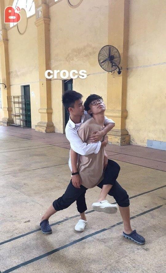 Hàng Crocs có lẽ sẽ rất vui khi nhìn thấy bức ảnh này. Ảnh sử dụng trong bài: Beat.vn