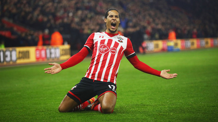 Southampton không bán Van Dijk: Ralph Krueger, chủ tịch của Southampton vừa đăng đàn khẳng định không bán Van Dijk bằng bất cứ giá nào. Van Dijk được Liverpool chèo kéo nhiệt tình và đã nộp đơn đòi đi lên BLĐ The Saints. Ảnh: Mirror