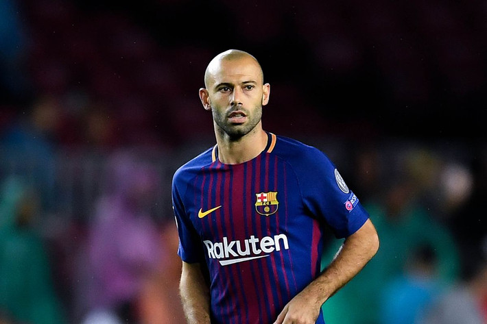 Barca đang gặp vấn đề lớn, liên quan đến tương lai của Javier Mascherano. Cầu thủ người Argentina nhất quyết rời sân Nou Camp để sang Trung Quốc.