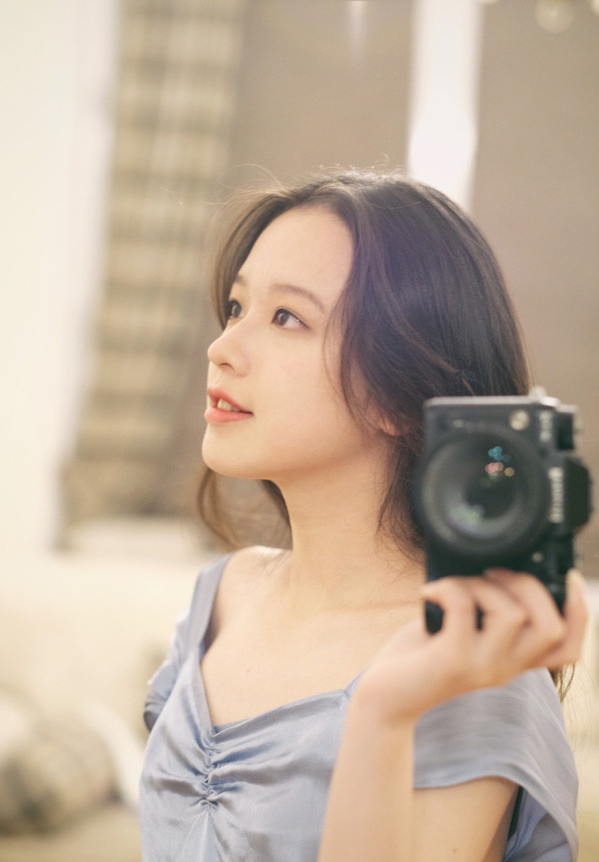 Từng đường nét trên khuôn mặt của Tiểu Ying - hot girl trà sữa mới nổi của Trung Quốc khiến người ngắm khó có thể bỏ qua. Ảnh sử dụng trong bài: FBNV.