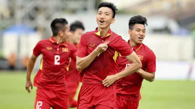 Cái tên được báo chí châu Á nhắc nhiều nhất sau chiến thắng của U22 Việt Nam đó là hậu vệ trái Đoàn Văn Hậu, người có cú đúp cùng một đường kiến tạo thành bàn. Ảnh: AFC