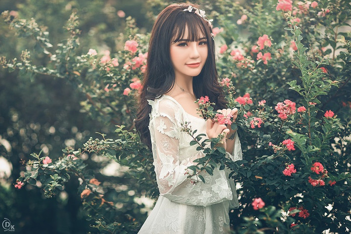 Xinh đẹp lại tài giỏi là những điều dân mạng nhắc đến Trà My, cô nữ sinh 9X Hà thành từng gây ấn tượng cực sâu sắc.