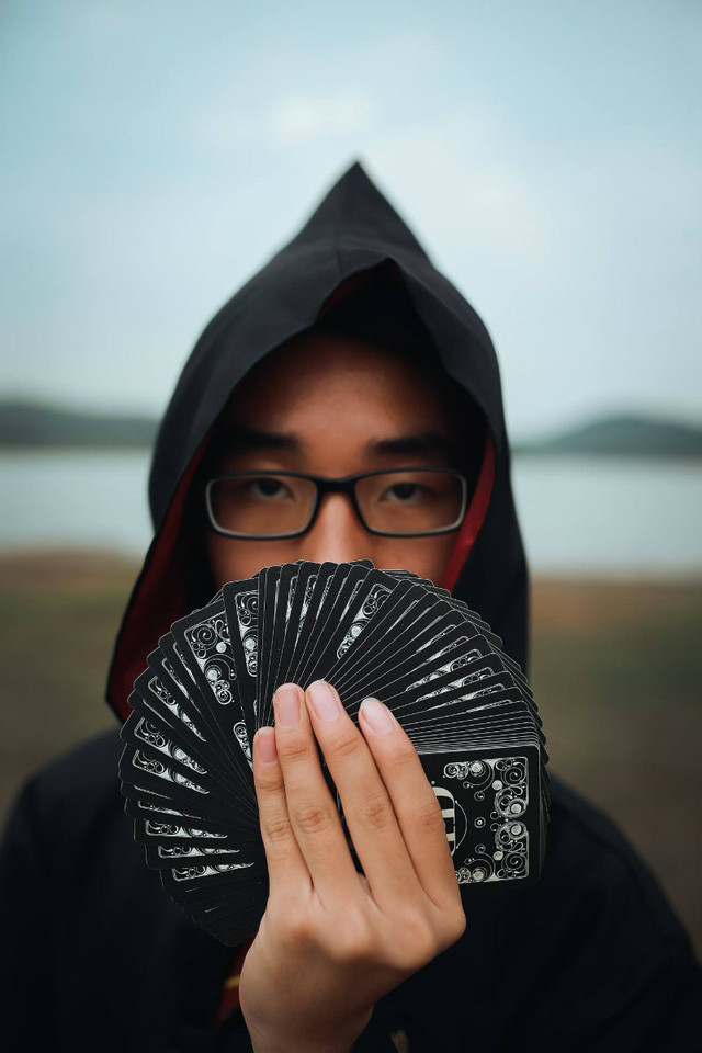 Chỉ sau ít giờ đăng tải bộ ảnh kỷ yếu theo phong cách độc lạ của teen Hải Phòng đã nhận được 3.900 lượt chia sẻ và cùng hàng trăm lượt bình luận đến từ cư dân mạng.