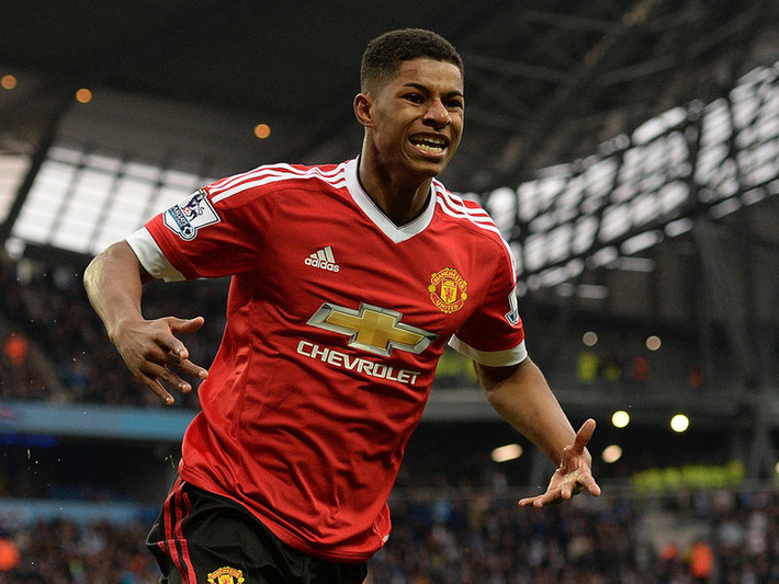 Sir Alex đoán Rashford sẽ trở thành siêu sao M.U: Sir Alex Ferguson đã tỏ rõ sự hài lòng của mình với những gì Marcus Rashford thể hiện và tin rằng tiền đạo này sẽ trở thành siêu sao tương lai. Rashford năm nay chỉ mới 20 tuổi nhưng đã cho thấy những tố chất của một tiền đạo hàng đầu châu Âu.