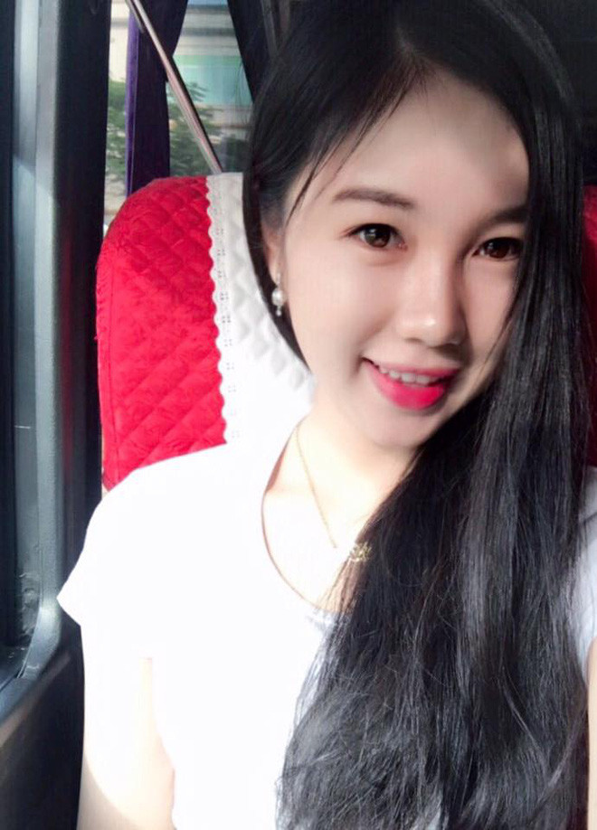 Những bức ảnh chụp Souliphone trong thời gian ở Việt Nam liên tục được chia sẻ trên mạng xã hội và khiến người ta không ngừng yêu mến.