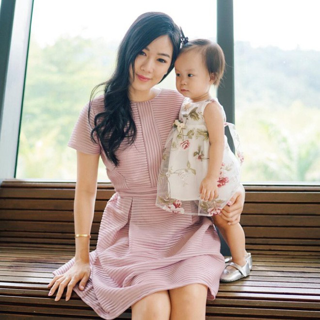 Bà mẹ bỉm sữa 2 con người Malaysia được nhắc với cuộc sống mà nhiều chị em khác mơ ước đó là Shaine Wong, nữ doanh nhân kiêm blogger beauty có tiếng trong cộng đồng mạng châu Á.