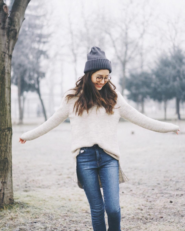 Nhìn chung, cô nàng hot girl Pimmy là một người khá đa tài từ người mẫu, diễn viên cho tới ca sĩ. Cô nàng sinh năm 1992 này cũng từng giữ vai trò ca sĩ trực thuộc Kamikaze từ năm 2007 - 2012.