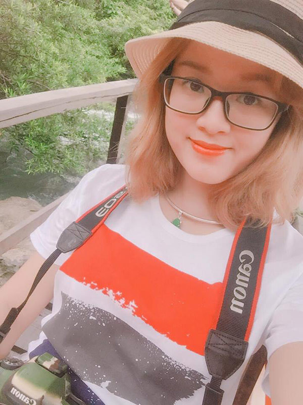 Thú vui kì quặc của Thu Hoài nhắc nhở và cấm bởi sợ cô bạn bị chuột cắn hoặc bị hạch nhưng với tình yêu với loại vật "gây hại" này, cô bạn xinh gái vẫn thường lén xuống bếp hoặc ra đồng bắt chuột để chơi.