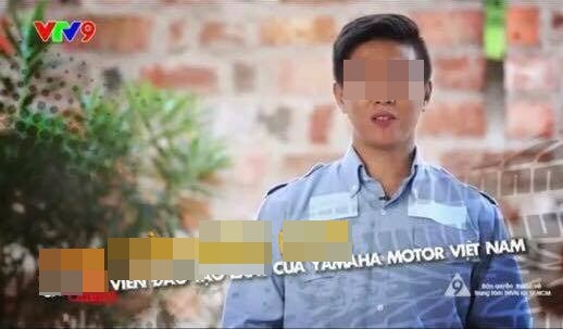 Truy tìm những bức ảnh của dì ghẻ thú tính tên Trinh, dân mạng nhận xét cô gái này có khuôn mặt khá xinh xắn, sáng sủa và có vẻ là người phụ nữ thích ăn chơi hưởng thụ. Nickname Mia Nguyễn bình luận: "Dù có vẻ ngoài sáng láng nhưng không ngờ lại đội lốt bên trong là quỷ dữ, sẵn sàng đánh vỡ mặt con riêng của chồng vì 1, 2 miếng thịt bò. Sao cô ta không nghĩ, chỉ vì chồng và mình đối xử tệ bạc, bỏ đói cháu bé nên bé mới có hành động đáng thương đến như vậy?"