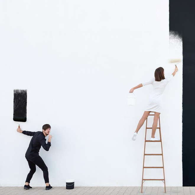 Với những sáng tạo bất tận của mình bên những khung tường đầy màu sắc, Daniel Rueda và Anna Devis đã mang về cho tài khoản Instagram của mình hơn 116.000 lượt theo dõi.