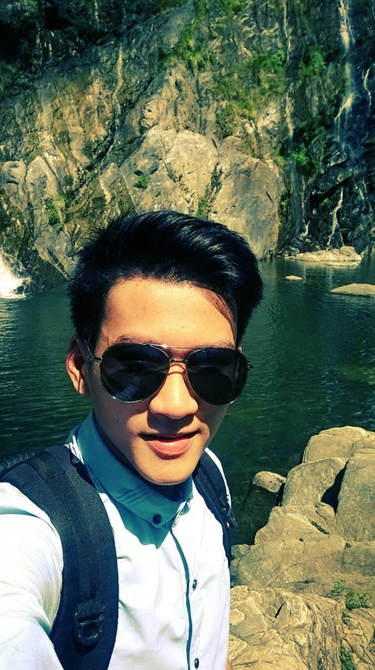 Đây không phải lần đầu tiên Nguyễn Văn Hậu được nhiều người chú ý nhờ khả năng hội họa. Trước đó, cậu được khen ngợi khi vẽ chân dung Tổng thống Barack Obama và nhiều những nhân vật nổi tiếng khác trong nước cũng như quốc tế.