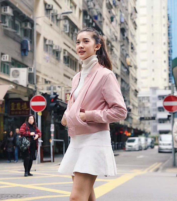 Lâm Tuyên Hảo là cô gái cô gốc Trung Hoa nhưng hiện tại đang sinh sống và học tập tại Malaysia. Hiện cô nàng nữ thần đẹp không góc chết này là sinh viên ngành Thực phẩm và Dinh dưỡng của trường Đại học Taylor ở thành phố Kuala Lumpur.