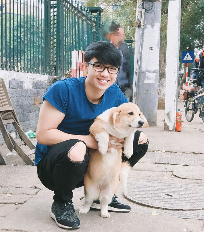 Những clip do vlogger Tun Phạm thực hiện chỉ kéo dài 1, 2 phút nhưng để làm ra nó ít ai biết anh chàng đã phải kỳ công lên ý tưởng 2,3 tuần trước khi quay. Theo anh chàng này, khâu khó nhất là lên ý tưởng bởi mỗi lần xuất hiện phải cho các khán giả của mình thấy những góc cạnh khác của cuộc sống chứ không phải một cái nhìn trực diện.