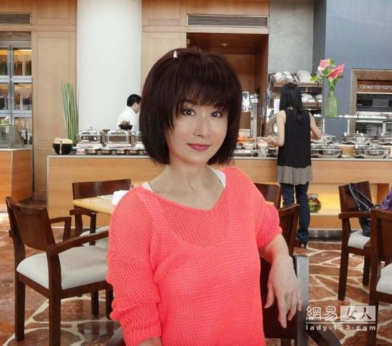 Không thể tin đây là người phụ nữ đã 72 tuổi.