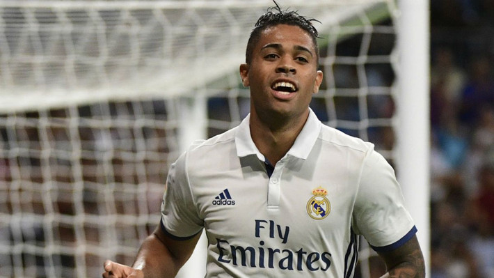 Sau trận Sevilla, Real Madrid chia tay 5 ngôi sao: Theo tin từ AS, trận đấu giữa Real Madrid với Sevilla đêm nay nhiều khả năng sẽ là trận đấu cuối cùng của 5 ngôi sao Fabio Coentrao, Alvaro Morata, James Rodriguez, Keylor Navas và Mariano ở sân Bernabeu. Ảnh: AS