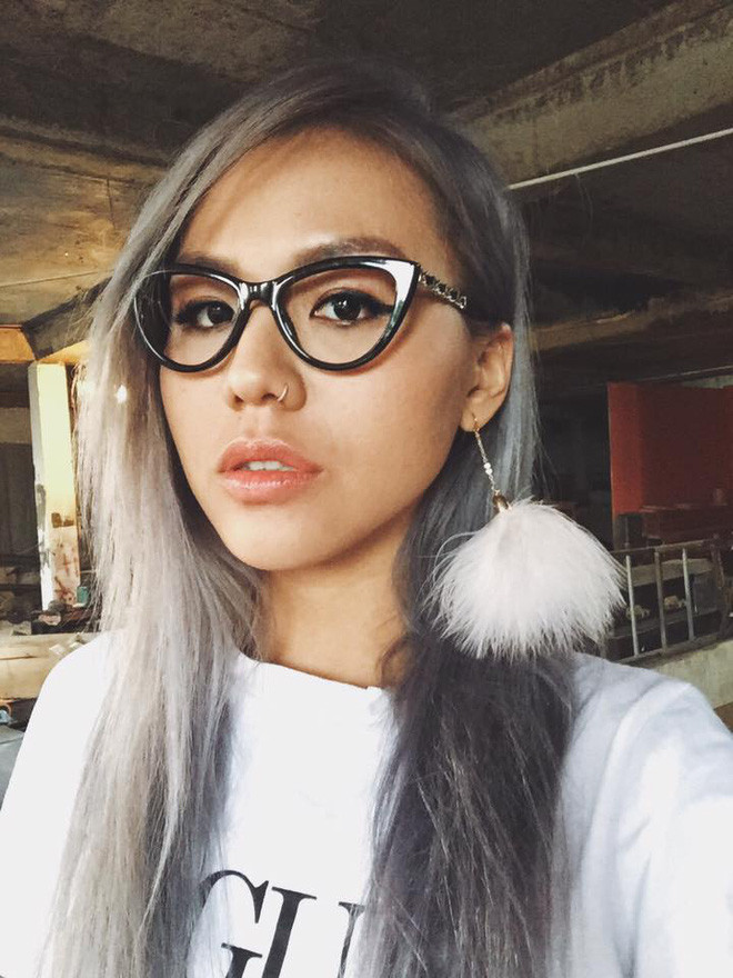 Trước khi tham gia The Face, Quỳnh Như không phải là một gương mặt quá lạ lẫm khi cô nàng đã từng góp mặt trong rất nhiều MV của các ca sĩ Việt nổi tiếng.