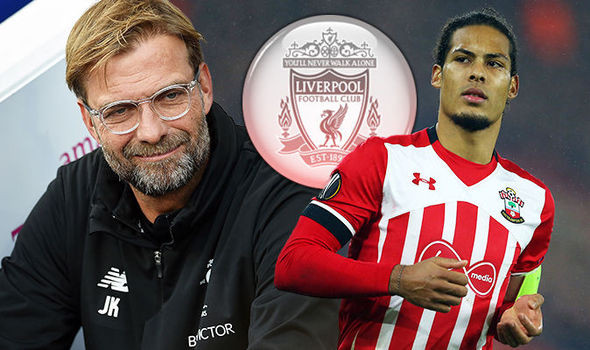 Virgil van Dijk hẹn "cập bến" Liverpool vào tháng Giêng: Virgil van Dijk vẫn quyết tâm rời Southampton và bóng gió sẽ cập bến Liverpool vào tháng Giêng sau khi lỡ trong kỳ chuyển nhượng hè 2017. Van Dijk là mục tiêu chuyển nhượng hàng đầu của Jurgen Klopp nhưng Southampton nhất quyết không bán bất kể cầu thủ này yêu cầu được ra đi. Sau đó anh đã đình công, nên bị đẩy xuống đội trẻ tập luyện. Ảnh: Mirror