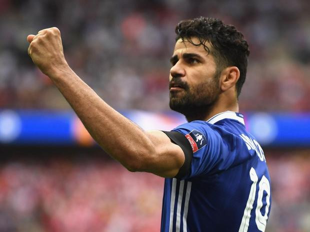 Chelsea yêu cầu Costa trở lại: Theo Sky Sports, Chelsea đã ra yêu cầu Diego Costa trở lại tập trung cùng đội bóng. Trước đó, The Blues đã phạt tiền đạo người Tây Ban Nha vì tự ý nghỉ quá giới hạn cho phép. Ảnh: Sky Sports