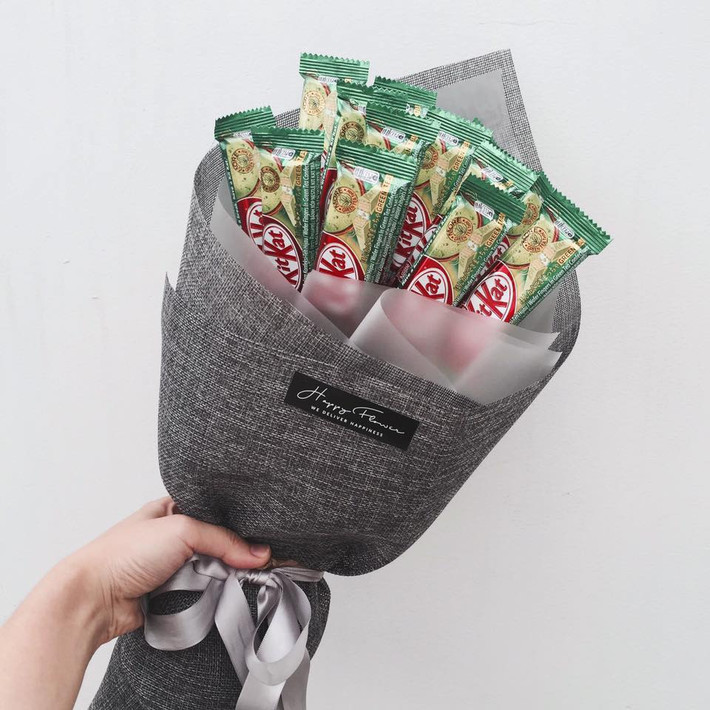 Cứ gần đến ngày 20/10, nhiều anh em lại khá rối bời, phân vân khi không biết nên tặng những người phụ nữ của mình món quà gì cho hợp lý.