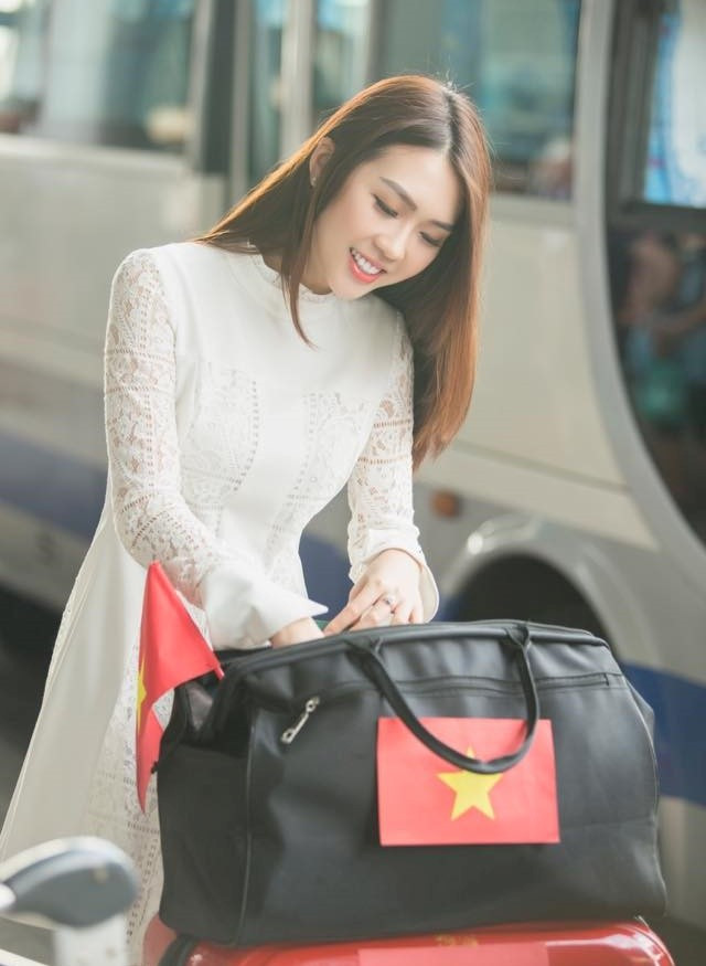 Theo chia sẻ trên trang cá nhân của mình, cô nàng fan nữ của CLB Sông Lam Nghệ An - Tường Linh nói cô sẽ có những hoạt động tại Thái Lan và trở về Việt Nam trong thời gian sớm nhất. Ảnh trong bài: Facebook nhân vật.