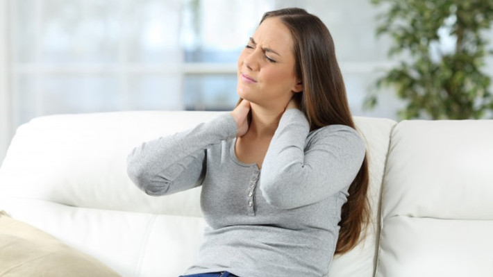Cơ và xương của bạn có thể bị đau: Vitamin D thấp có thể dẫn đến nhức mỏi xương và cơ đau, các triệu chứng mệt mỏi mãn tính và rụng tóc. Theo nghiên cứu, bổ sing vitamin D có hiệu quả để điều trị chứng đau cơ và xương.