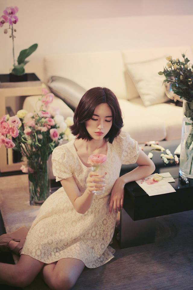 Ở mọi góc độ, Seon Young đều toát lên vẻ đẹp và khí chất cực trong trắng của mình.
