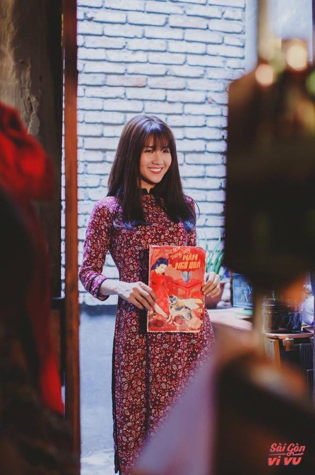 Cùng ngắm nhìn những bức ảnh chụp của các giới trẻ theo phong cách của bộ phim "Cô ba Sài Gòn" đang được cộng đồng mạng đặc biệt chú ý. Ảnh sử dụng trong bài: Sưu tầm Facebook.